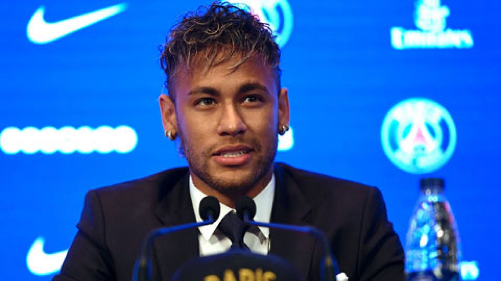 Telediario 1: Neymar, en su presentación con el PSG: "Necesitaba un nuevo desafío" | RTVE Play