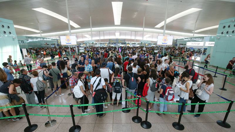 Comienza la huelga de los trabajadores de la empresa de seguridad en El Prat