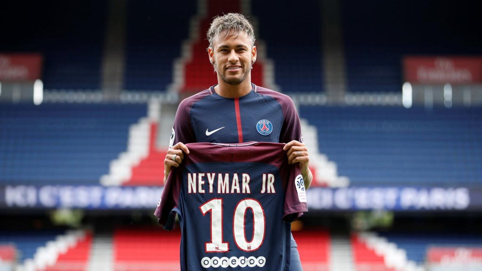 Neymar se presenta como nuevo jugador del PSG | Ver