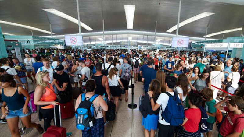 Continúa la huelga en el aeropuerto de Barcelona