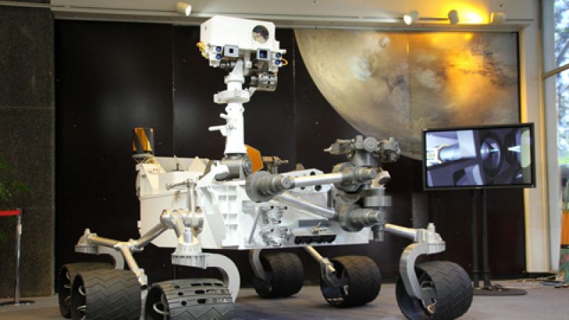 El 'Curiosity' celebra cinco años de su llegada a Marte. El robot recorrió 482 millones de kilómetros hasta llegar al planeta rojo.