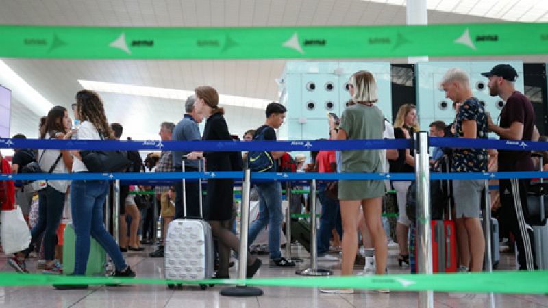 Eulen y sus trabajadores en El Prat aplazan a este lunes la negociación