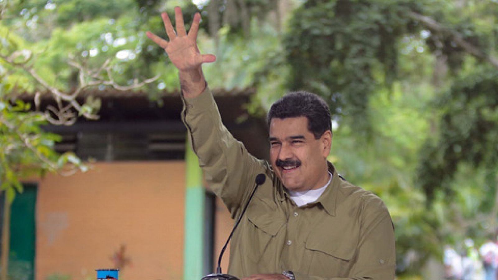 Informativo 24h: Maduro felicita al Ejército por la "reacción inmediata" que ha tenido frente al ataque a la base militar | RTVE Play
