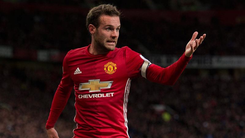 Juan Mata dona el 1% de su salario a una ONG