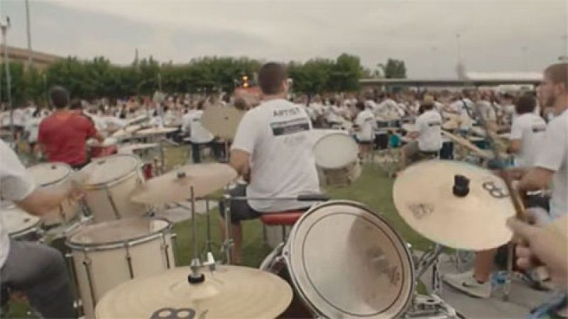 Un pueblo de Lleida logra reunir a más de 1.000 músicos interpretando un tema de Springsteen
