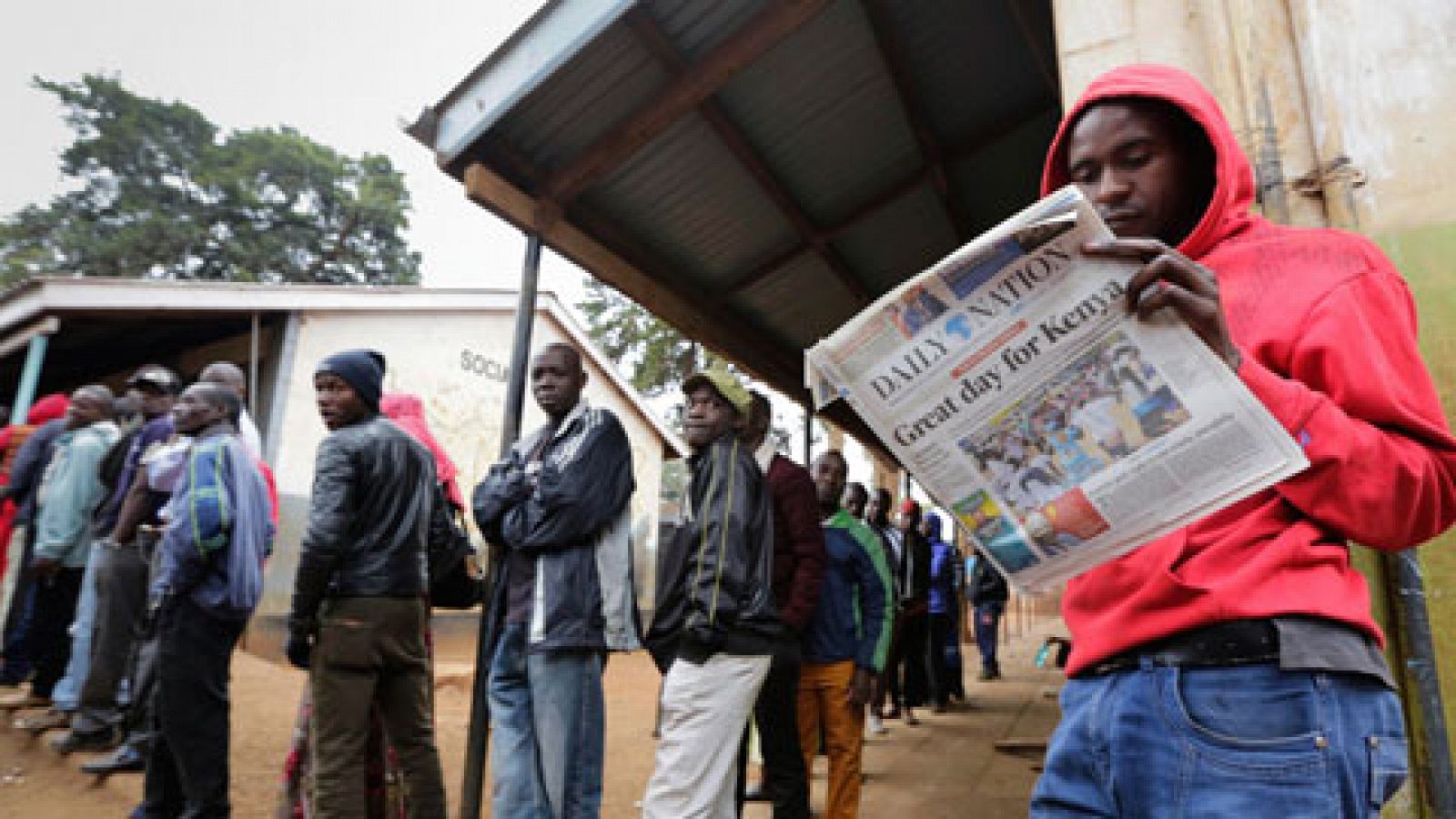 Kenia elige presidente en busca de estabilidad