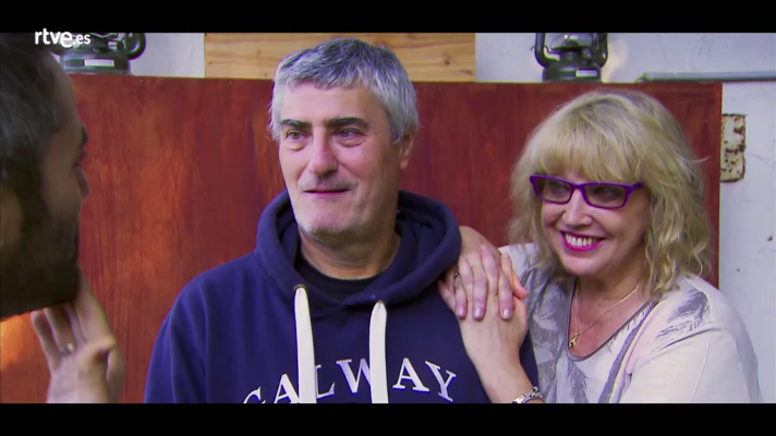 Manel y África regresan de la cabaña