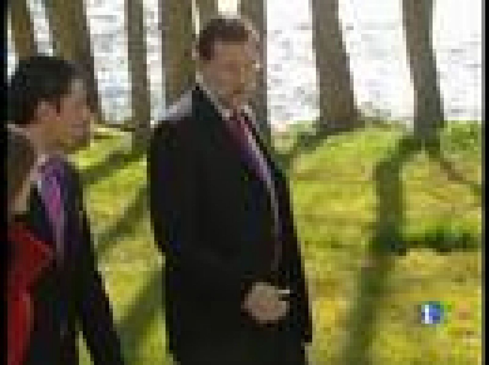 Mariano Rajoy ha apoyado la rebaja de impuestos propuesta por el candidato del PP, Núñez Feijóo | Ver