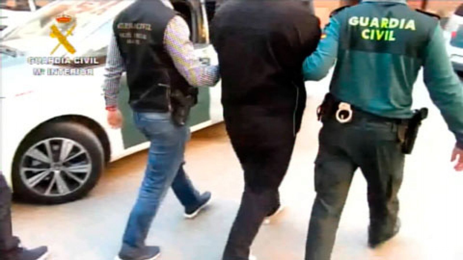 Telediario 1: La Guardia Civil detiene a siete personas por el asesinato de un camionero en 2014 en Albacete | RTVE Play