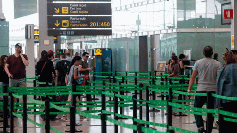 Los trabajadores de los controles de El Prat mantienen la huelga