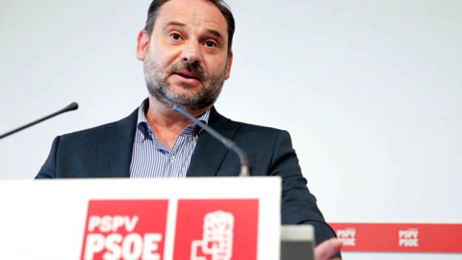 La dirección del PSOE considera una mera hipótesis de futuro un pacto de gobierno entre Sánchez e Iglesias