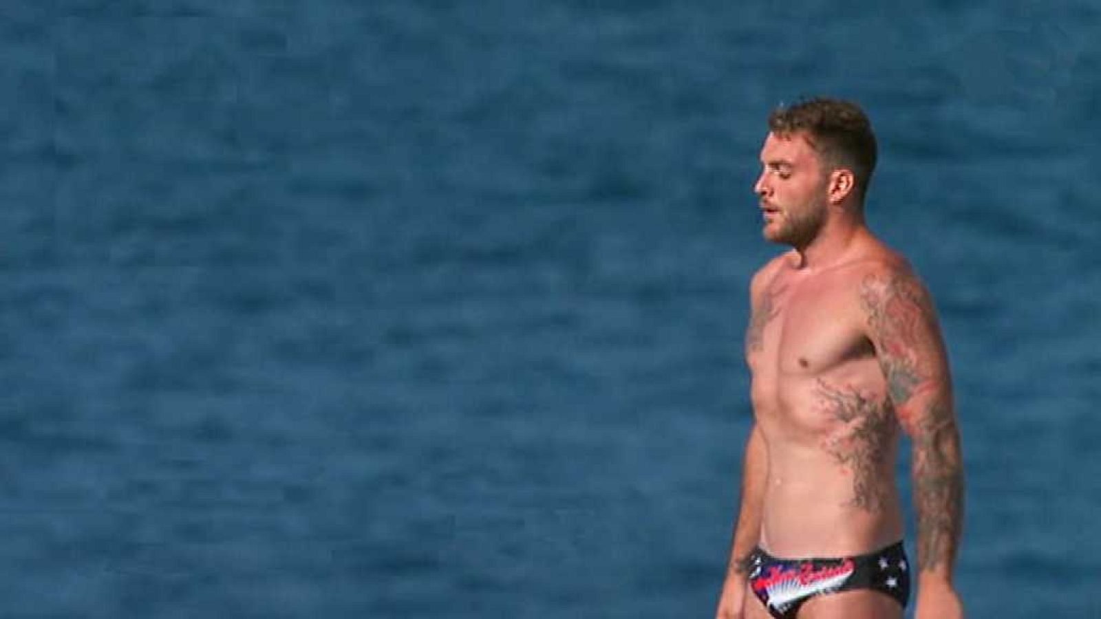 Saltos de acantilados - Red Bull Cliff Diving World Series 2017 3ª Prueba Polignano a Mare (Italia) - ver ahora