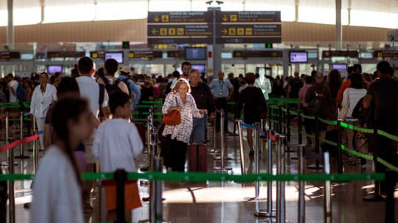 El aeropuerto de Barcelona vive una jornada tranquila