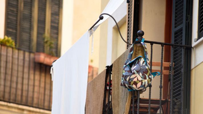 Telediario 1 - Baleares impone multas a los dueños de pisos turísticos