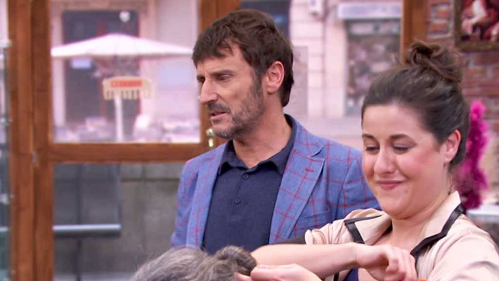 La Peluquería - Óscar, consejero - ver ahora