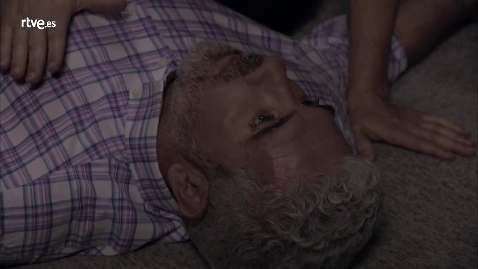 Servir y Proteger - Jairo le salva la vida a Quintero