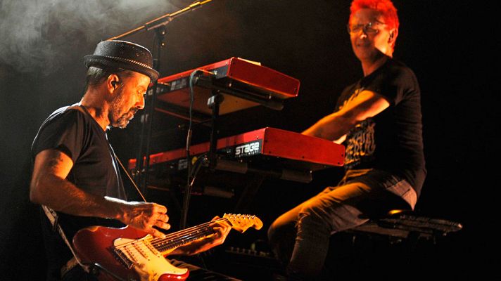 Telediario 1 - Jarabe de Palo llena el Castillo de Peralada