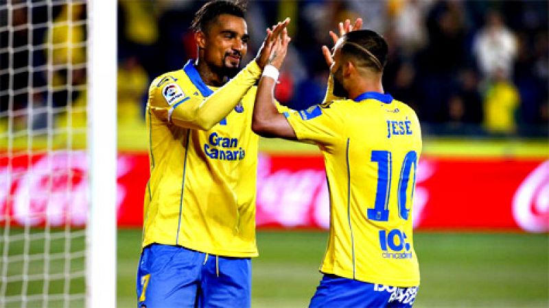 El jugador Prince Boateng y la UD Las Palmas han llegado un acuerdo para rescindir el contrato que ligaba al futbolista con el club para as próximas  tres temporadas. "Motivos personales de carácter irreversible provocan esta inesperada salida", aseg