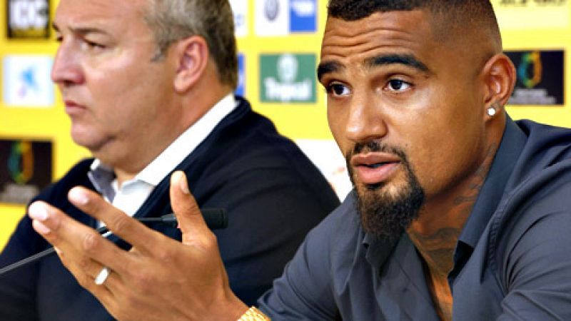 El jugador internacional ghanés Kevin-Prince Boateng ha asegurado que abandona la UD Las Palmas porque ha querido dar prioridad a su familia, que reside en Italia, en una inesperada y sorprendente decisión que anunció este miércoles el club isleño, a