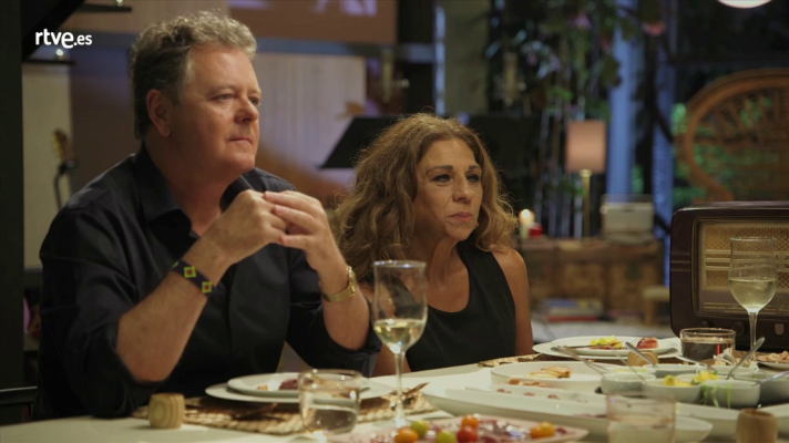 Lolita tiene un plan - Los comienzos de Julia Otero, Luis del Olmo y Juan Luis Cano