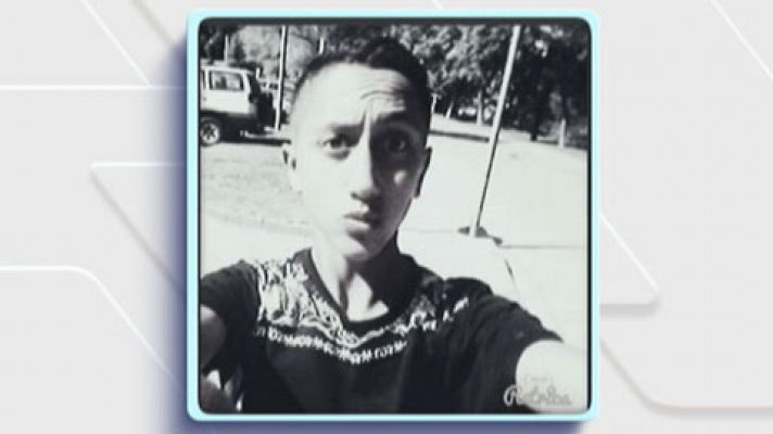 Telediario 1 - Atentados en Cataluña | La policía busca a Moussa Oukabir como presunto autor del atropello en Las Ramblas