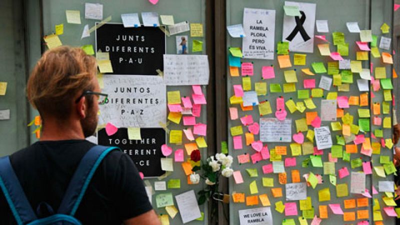 Hay cinco españoles entre las víctimas mortales del doble atentado en Cataluña