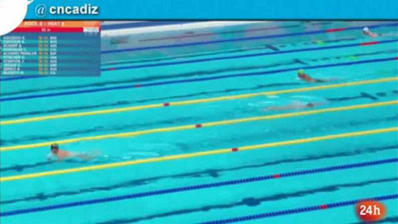 Un nadador español pierde una prueba tras guardar un minuto de silencio en el Mundial de Budapest