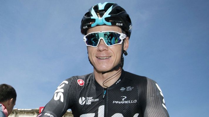 Vuelta 2017 | Froome: "Ha sido una sorpresa y me hace mucha ilusión vestir de rojo"