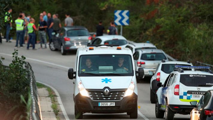 Telediario 1 - Continúan las investigaciones para saber como el terrorista de las Ramblas llegó a Subirats