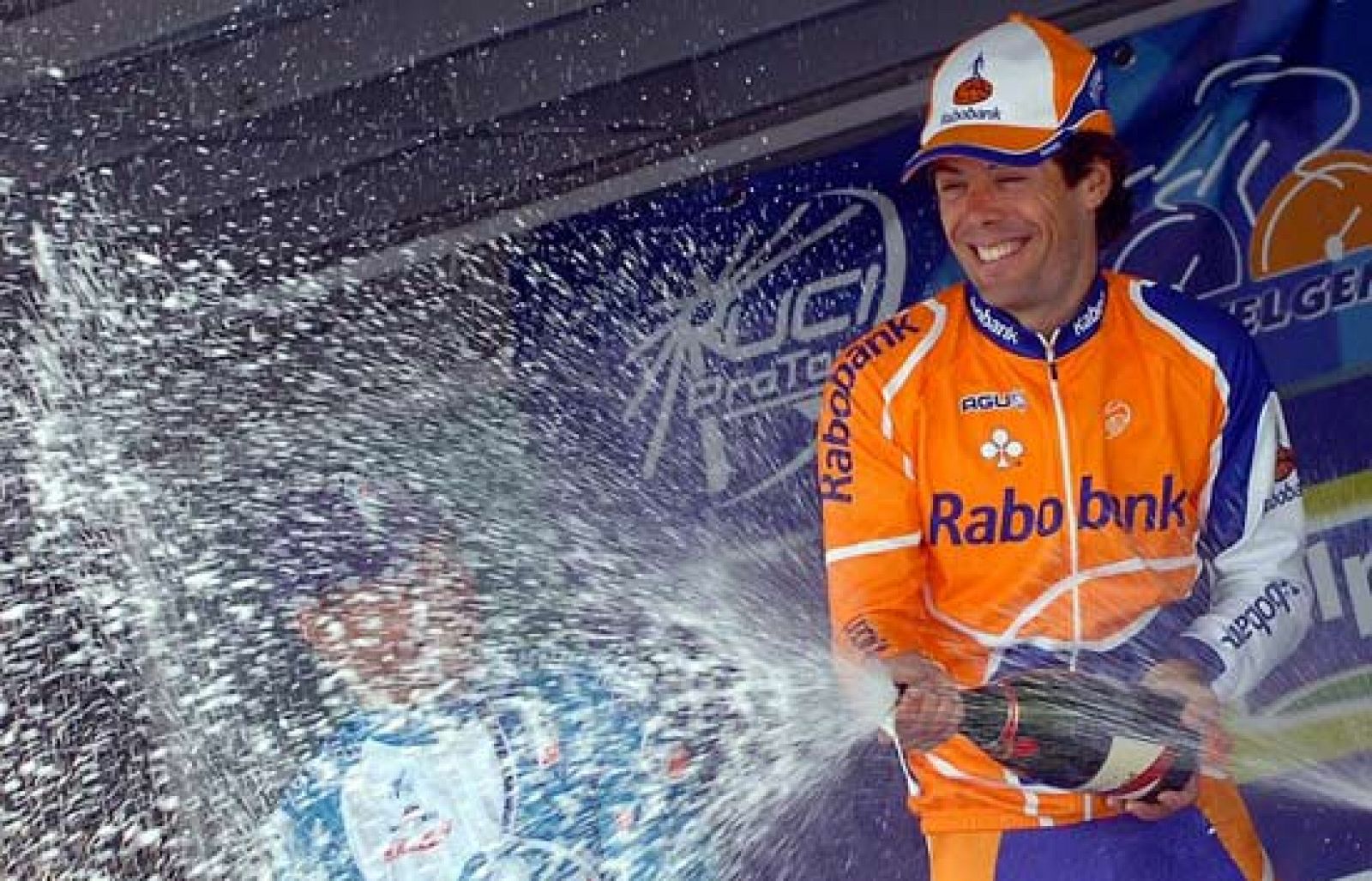 Freire, cuatro costillas rotas | Ver