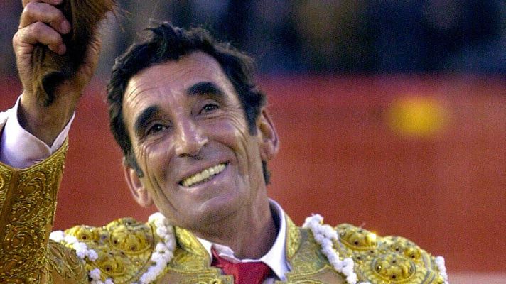 Telediario 1 - El matador de toros Dámaso González ha fallecido