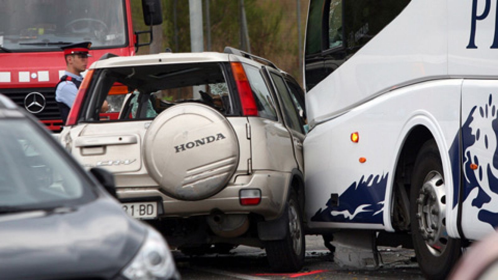 Cinco muertos en Salou tras chocar frontalmente su vehículo con un autobús