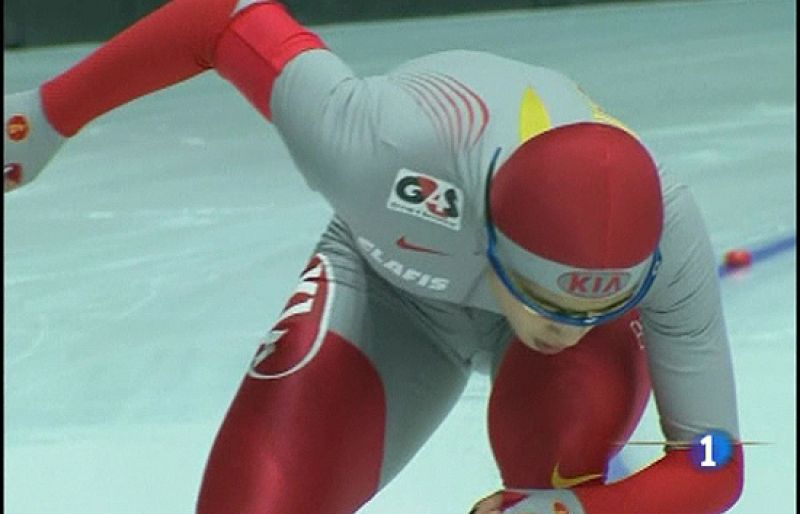 Se celebran los Juegos Olímpicos de Invierno en el noroeste de China  con la especialidad de patinaje de velocidad sobre hielo.