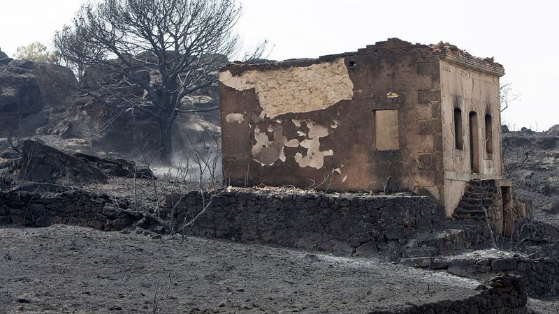 Controlado el incendio de Fermoselle, en Zamora
