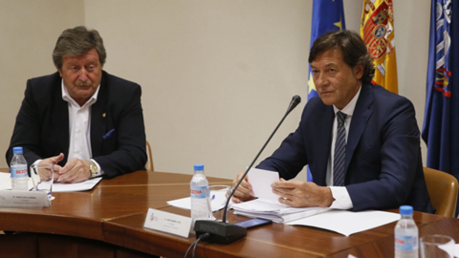 Lete y los presidentes de las territoriales esperan la dimisión de Villar como la "mejor solución" para la RFEF | Ver