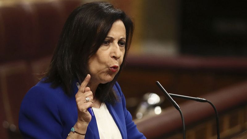 Robles (PSOE), a Rajoy: "La caja B del PP dura de 1999 a 2009, mucho tiempo para que usted no se enterara" - Informativo 24h | Ver