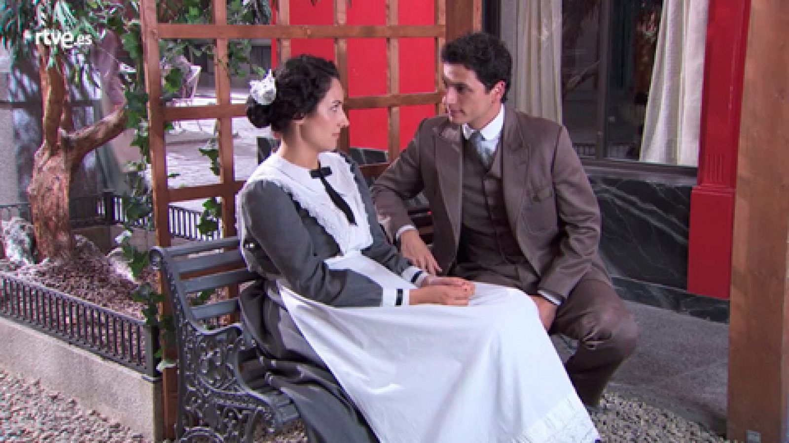 Acacias 38 - Antoñito convence a Lolita para que vaya al médico