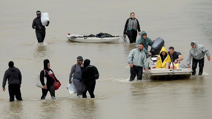  - La tormenta tropical Harvey aterriza en Luisiana y decrecerá esta semana