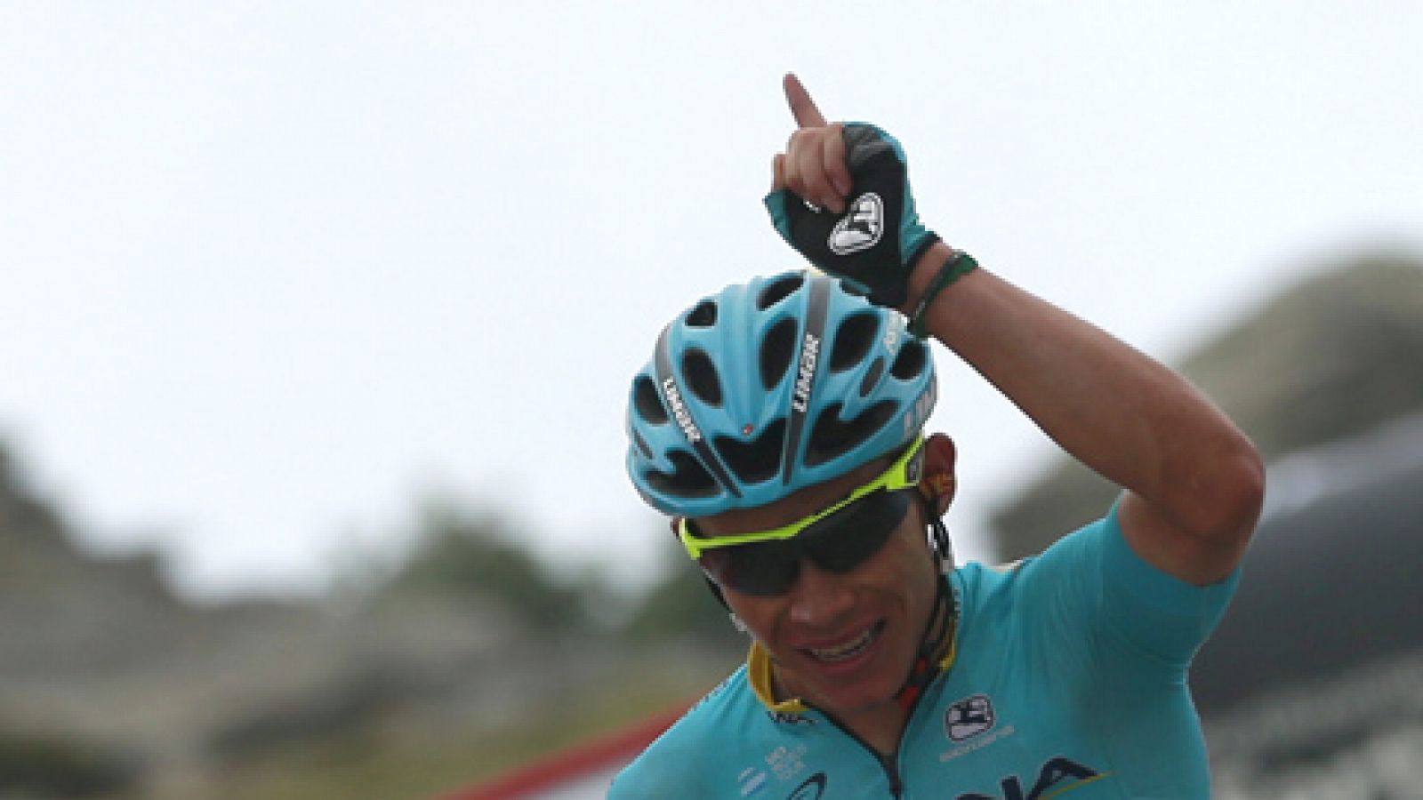 Vuelta 2017 | 'Supermán' López se impone en Calar Alto y Froome sigue líder