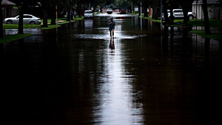 El gobernador de Texas dice que Harvey superará los 120.000 millones de dólares que el Katrina le costó a las arcas públicas