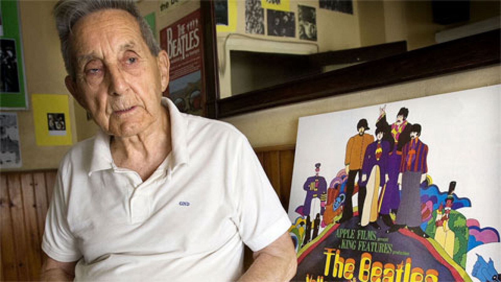 Telediario 1: Muere Juan Carrión, el profesor que logró que los Beatles imprimieran en sus discos las letras de sus canciones | RTVE Play
