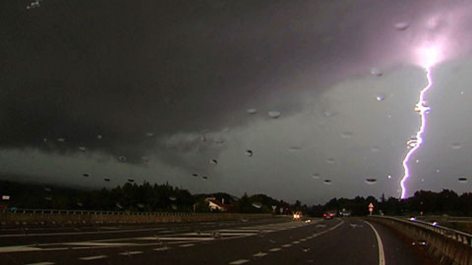 El tiempo: Lluvias en Cantabria, Cataluña y Estrecho y poco nuboso en el resto España     | RTVE Play