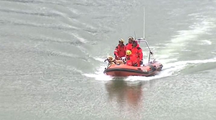 Telediario 1 - Se intensifica la búsqueda de los dos jóvenes desaparecidos en el pantano de Susqueda