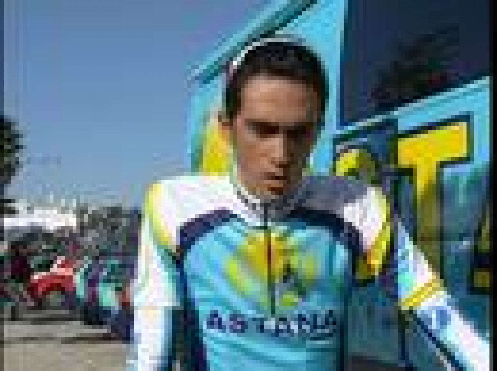  El ganador del Tour de Francia de 2007, Alberto Contador ha confirmado a TVE que este año su objetivo prioritario no es otro que volver a ganar la ronda francesa. El de Pinto no tiene tan claro que vaya a ir a La Vuelta a España.  