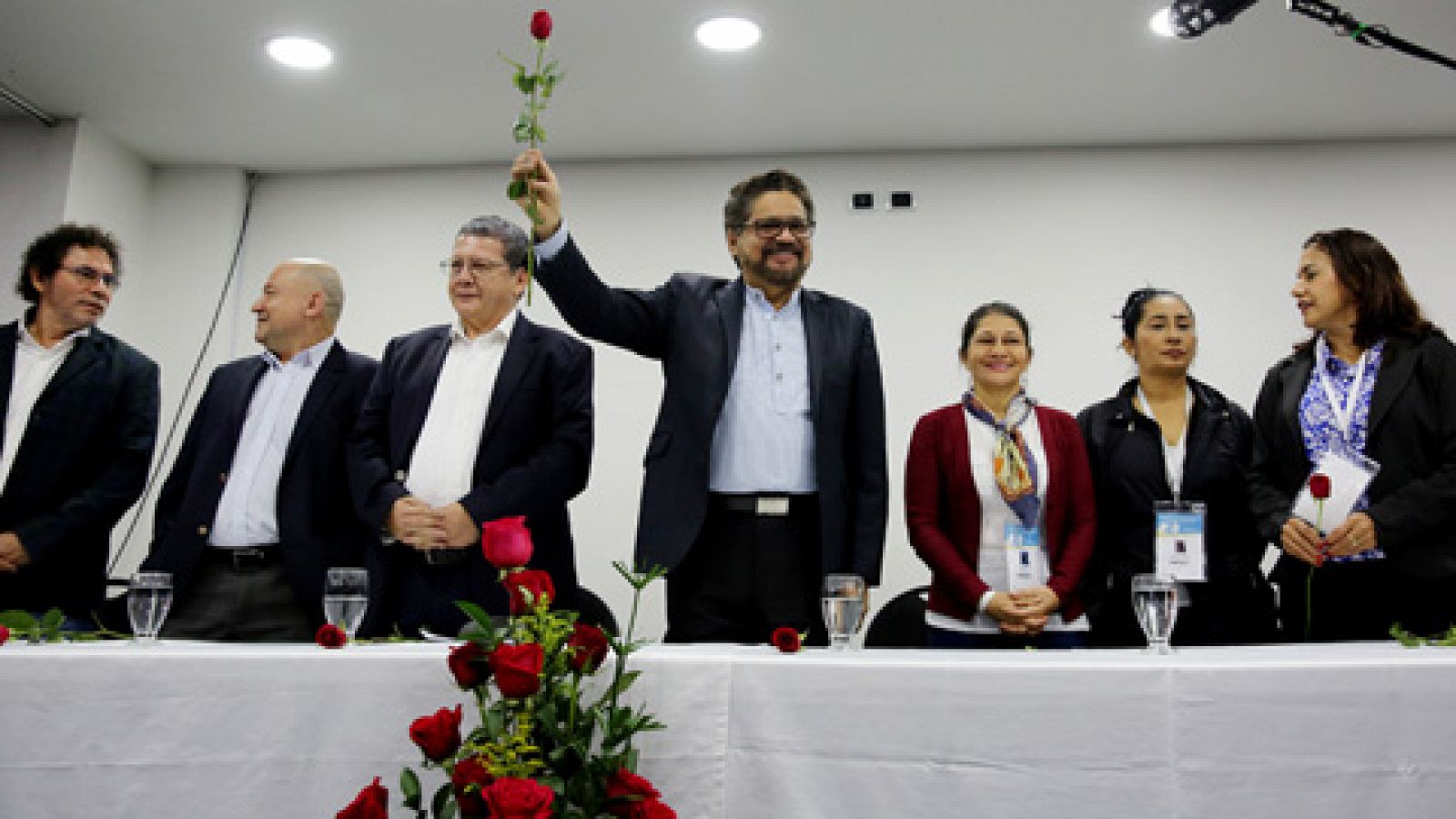 Informativo 24h: Las FARC se transforman en un partido político, la Fuerza Alternativa Revolucionaria del Común | RTVE Play