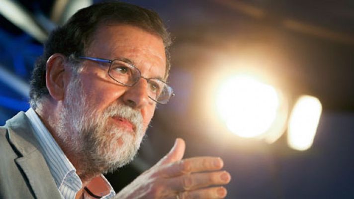 Rajoy dice que el referéndum "ilegal" busca "la voladura de la Constitución" e insite en que no se va a celebrar