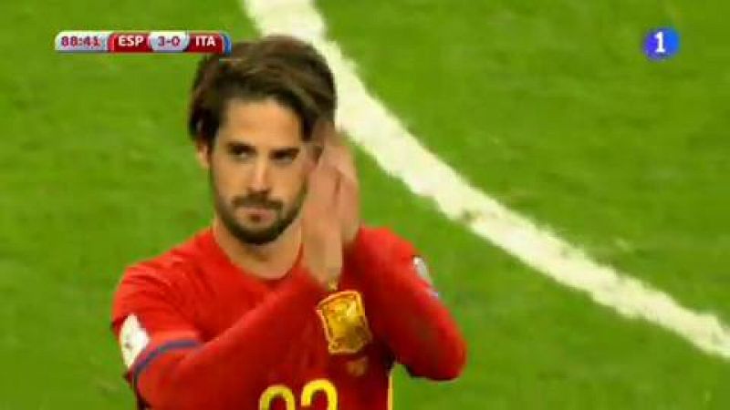 España 3-0 Italia. Villa vuelve a la selección en el Bernabéu