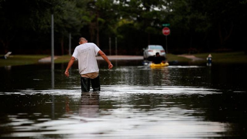 Despues de Harvey llega el huracán Irma, que sube a categoría 5, la máxima