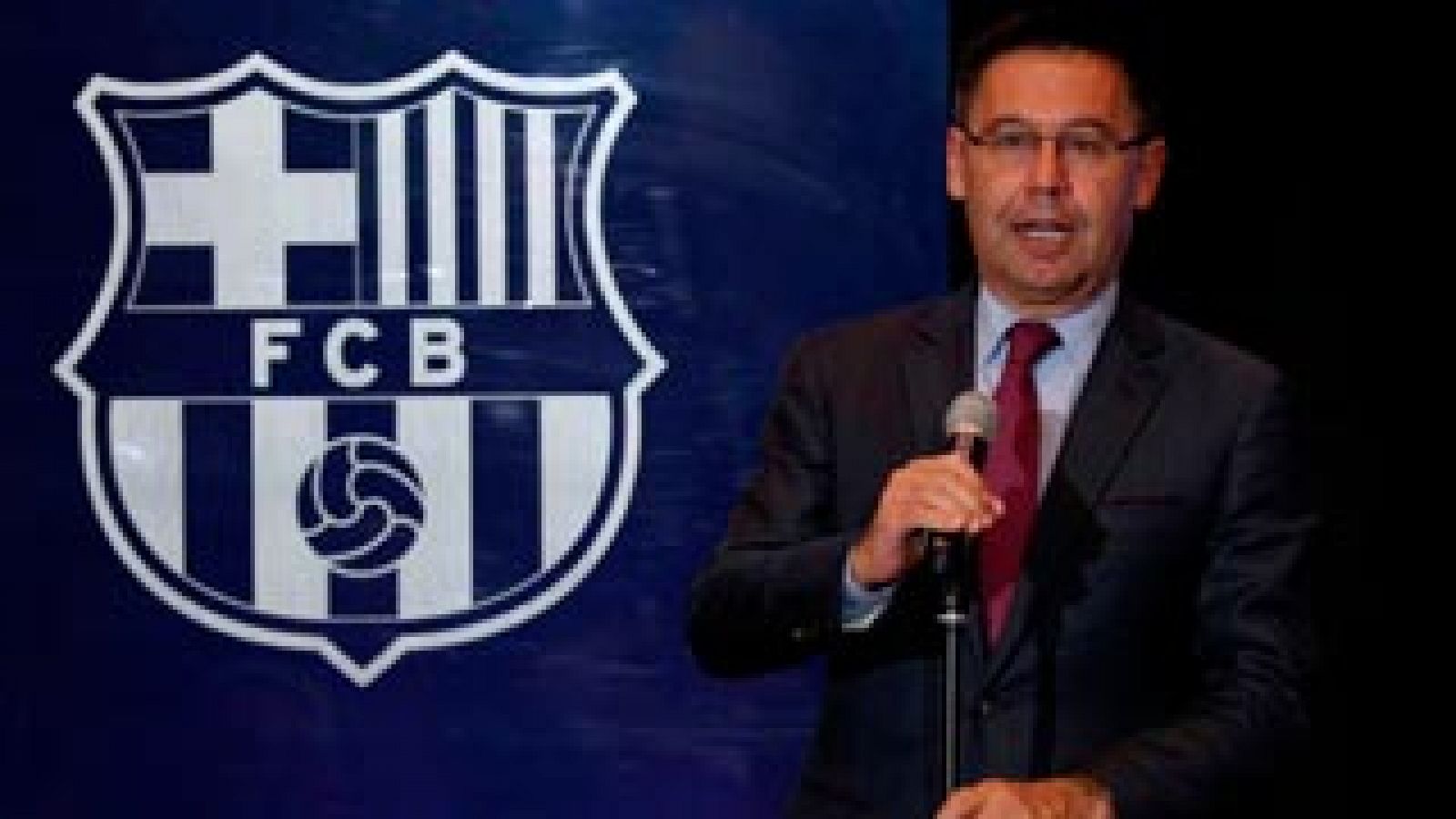 Telediario 1: Bartomeu: "Hay un principio de acuerdo para renovar a Iniesta" | RTVE Play