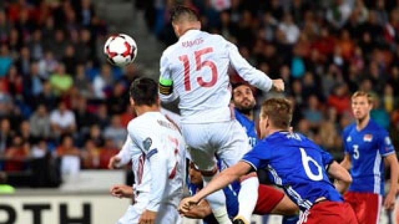 Liechtenstein 0-1 España. Minuto 3. Sergio Ramos